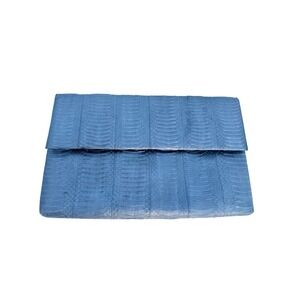 Vintage Polly Bergen Blue Embossed Envelope Clutch Made in Hong Kong 80s glam